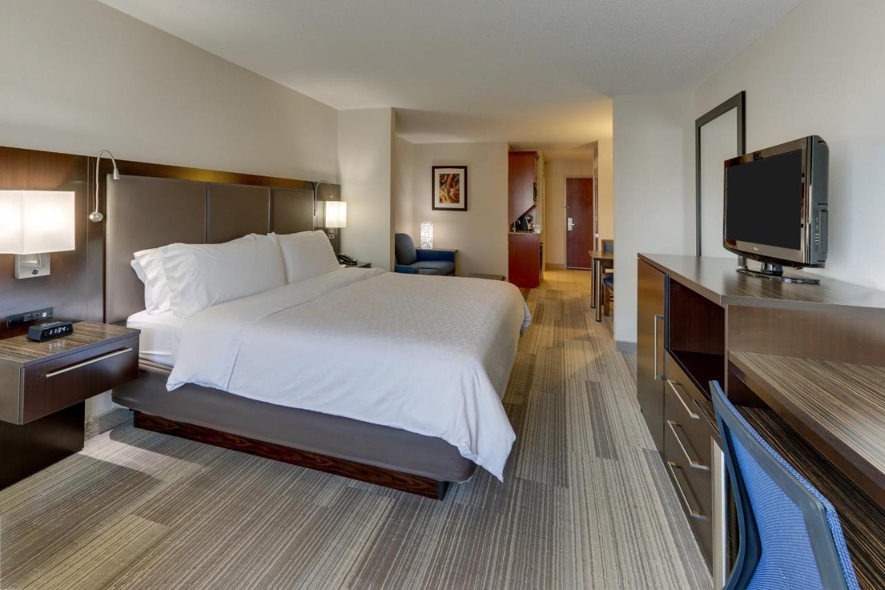 Holiday Inn Express Hotel & Suites Dayton-Centerville By Ihg Esterno foto