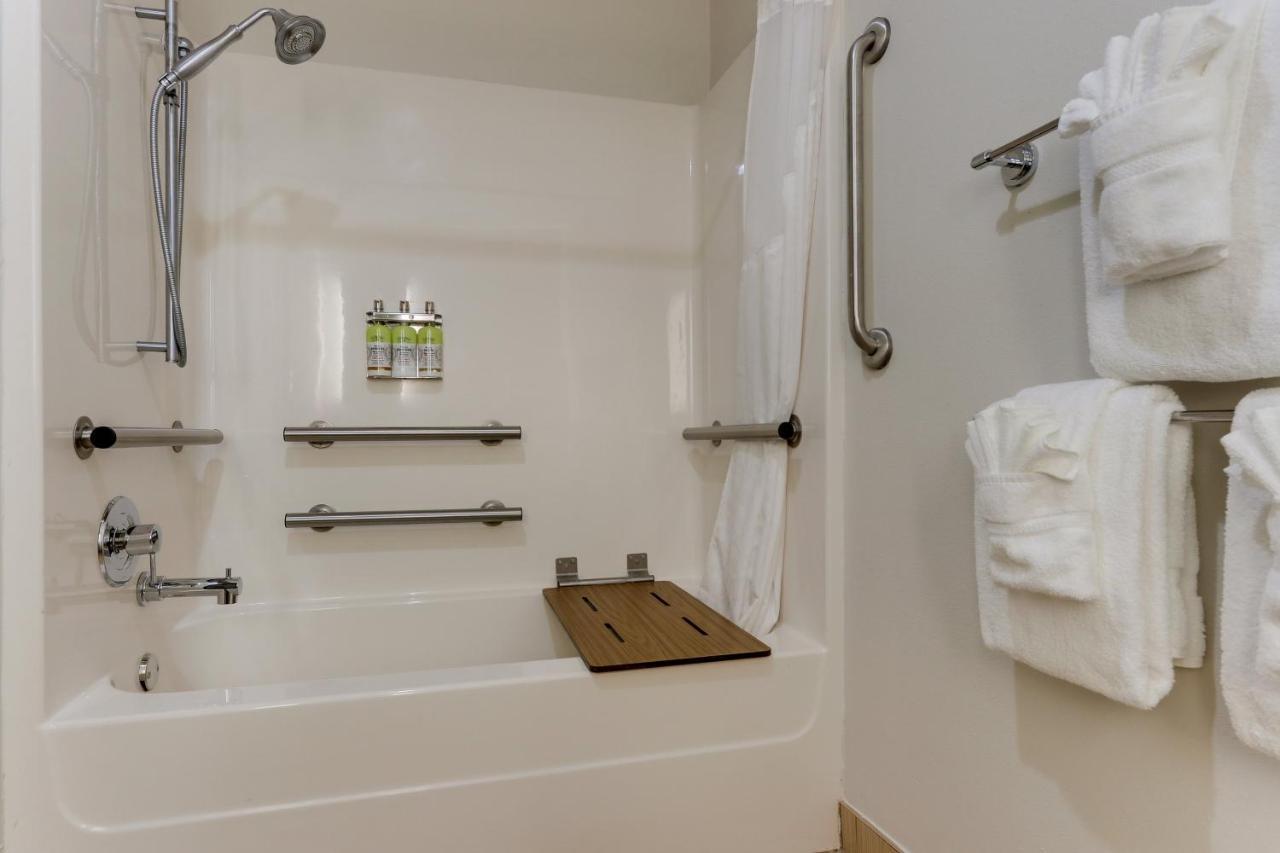 Holiday Inn Express Hotel & Suites Dayton-Centerville By Ihg Esterno foto