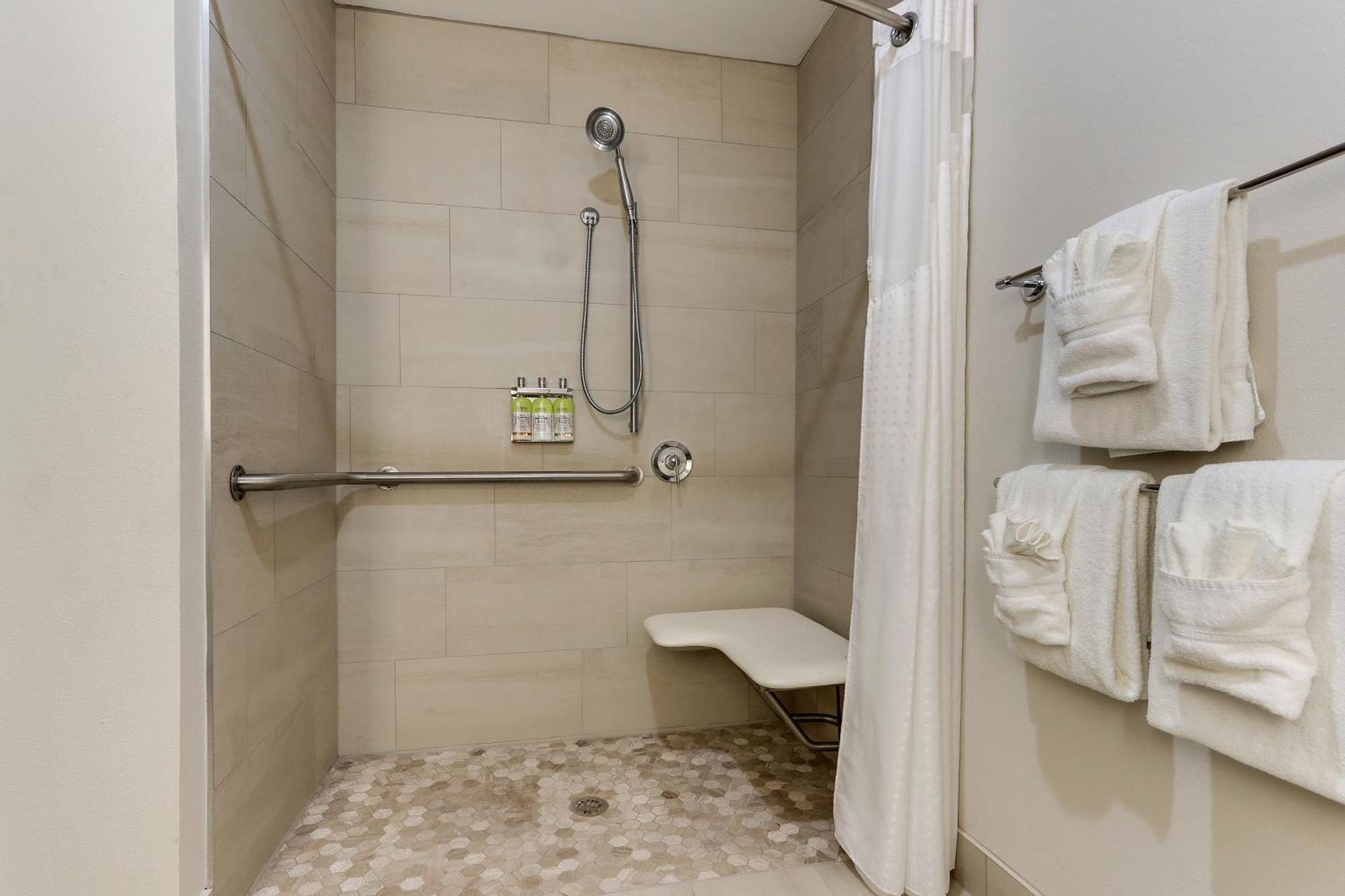 Holiday Inn Express Hotel & Suites Dayton-Centerville By Ihg Esterno foto