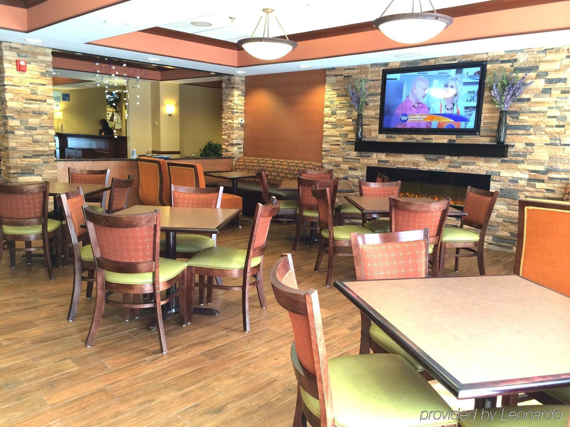 Holiday Inn Express Hotel & Suites Dayton-Centerville By Ihg Esterno foto