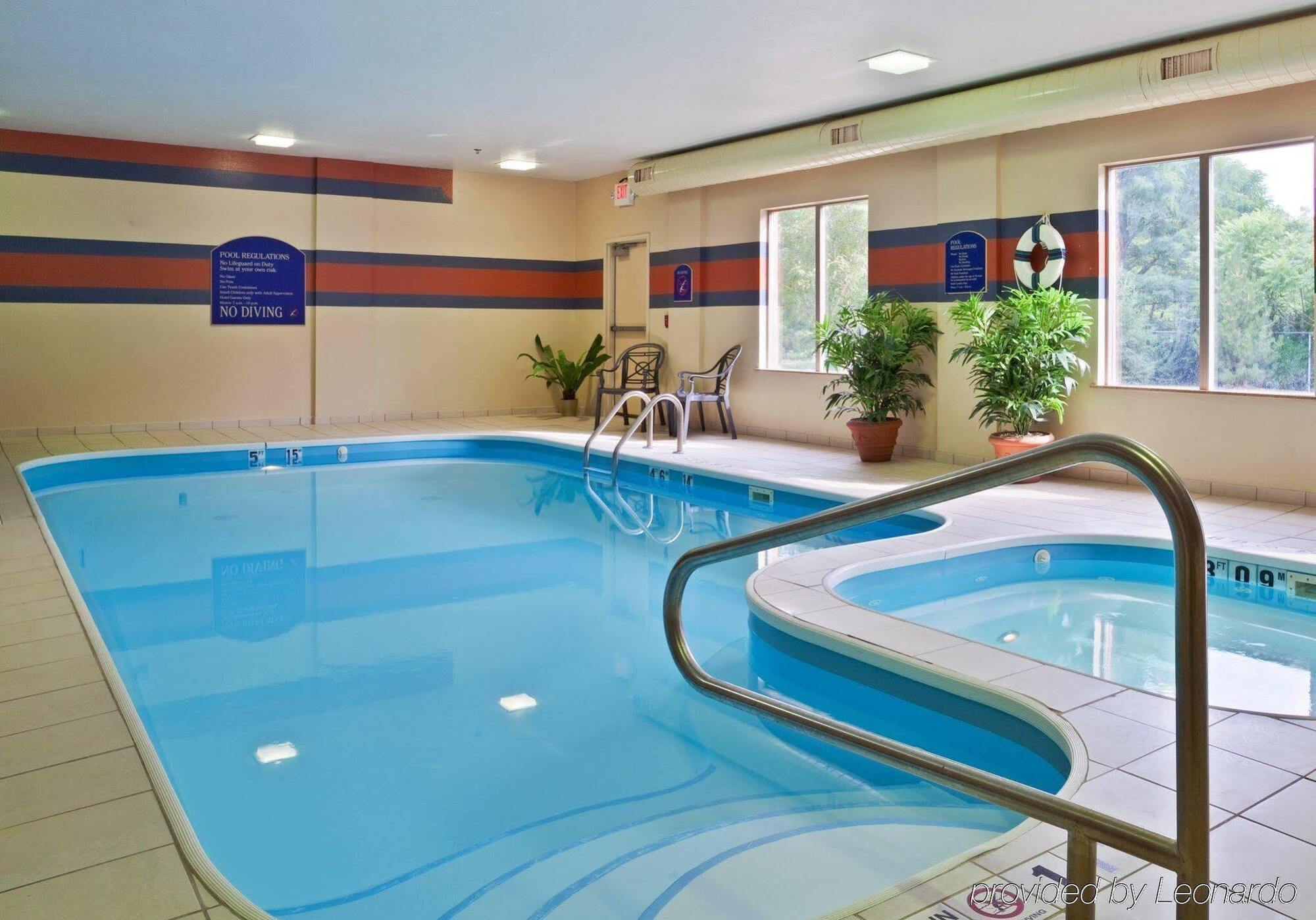 Holiday Inn Express Hotel & Suites Dayton-Centerville By Ihg Esterno foto