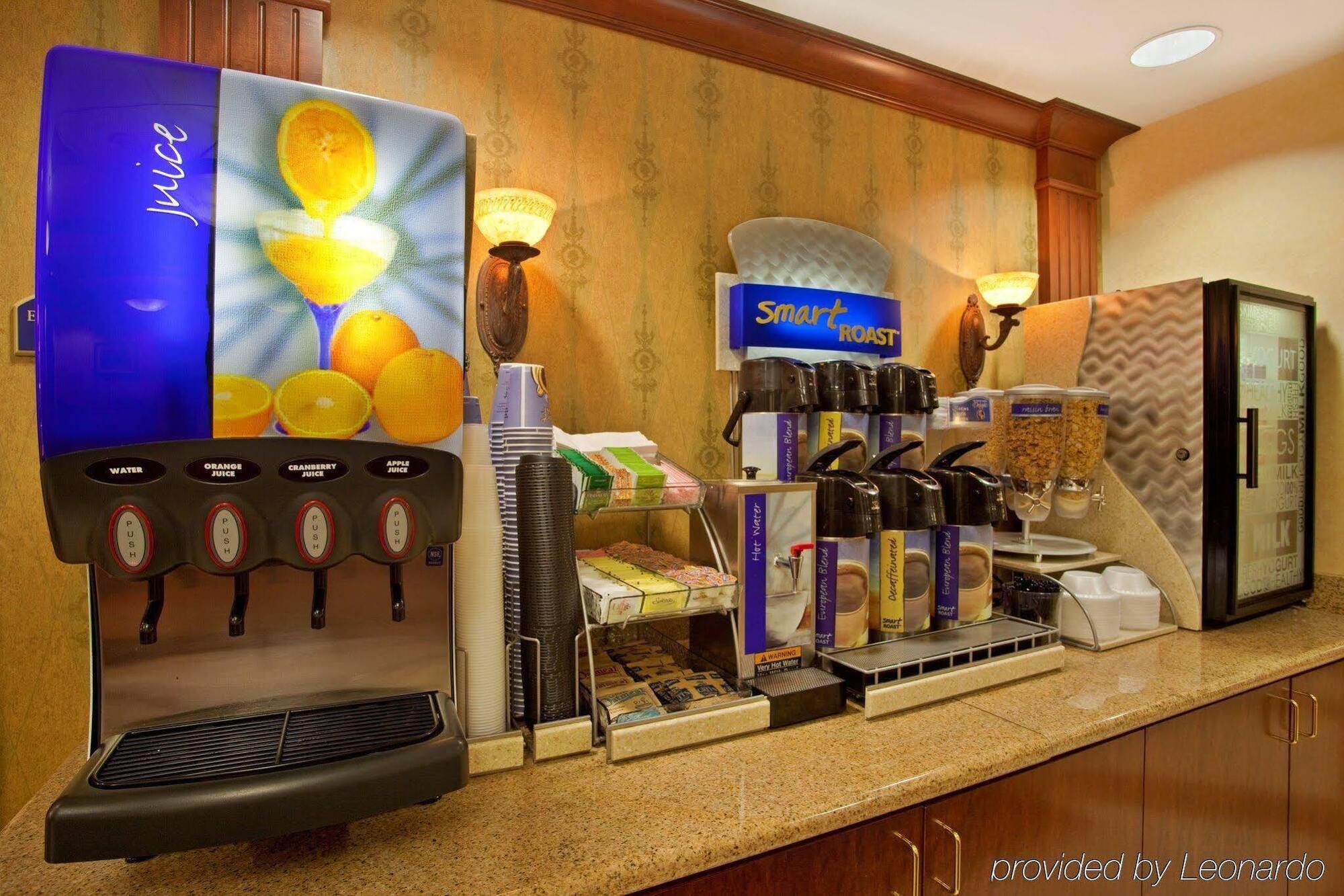 Holiday Inn Express Hotel & Suites Dayton-Centerville By Ihg Esterno foto